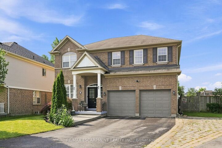 Property Photo: 108 Fowler Drive ON L0R 1C0