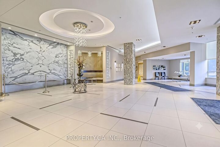 Property Photo:  85 North Park Road 807  ON L4J 0H8 