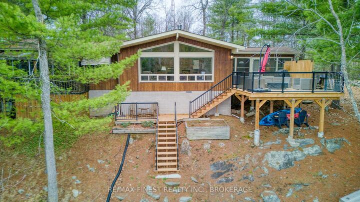 1046 Turner Way — photo 1
