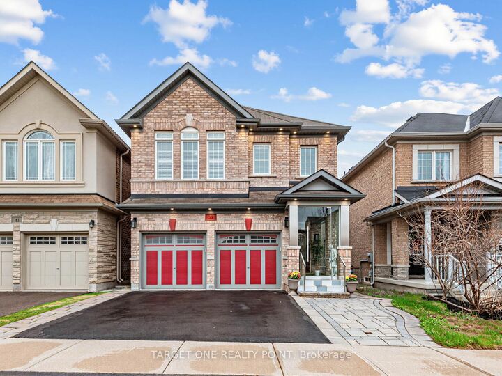 39 Riding Mountain Drive — photo 1