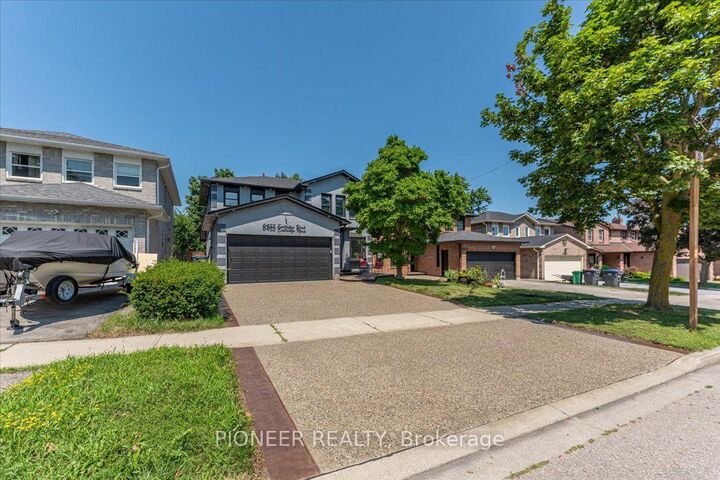 Property Photo: 6452 Eastridge Road ON L5N 4K8