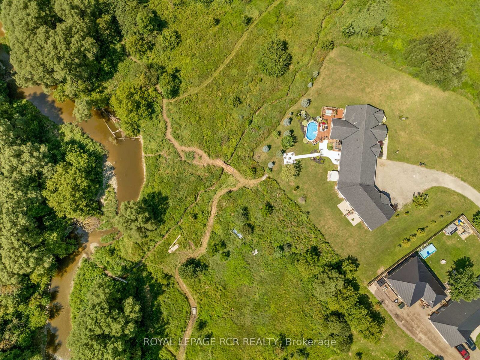 Property Photo: 178 Frederick Street W ON N0G 1A0