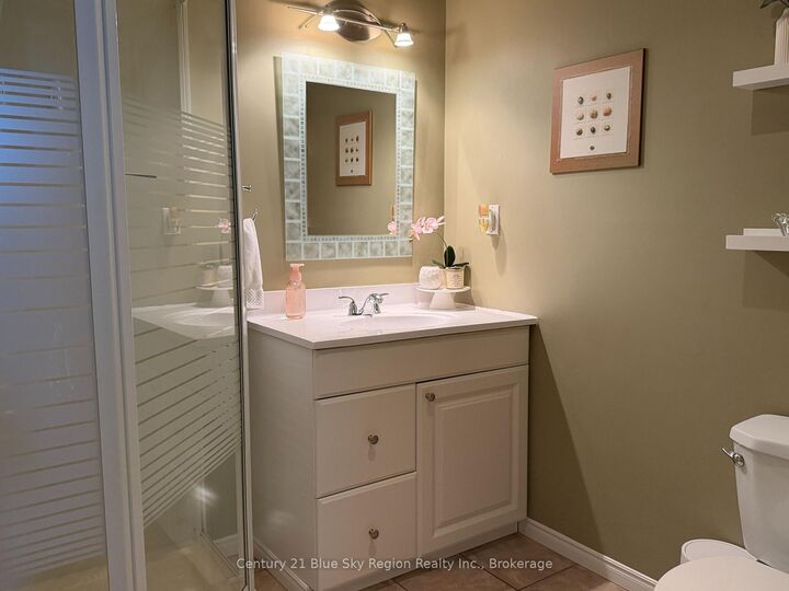 Property Photo:  790 Laurentian Avenue  ON P1B 7T8 
