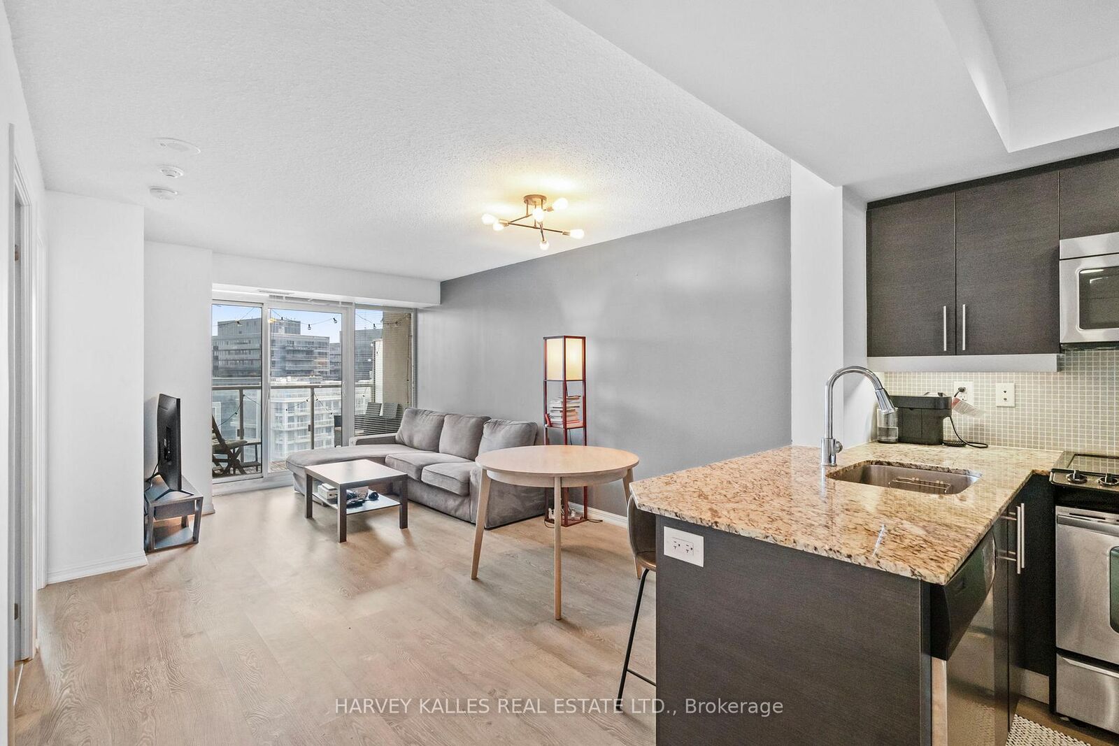Property Photo:  125 Western Battery Road 1316  ON M6K 3R8 