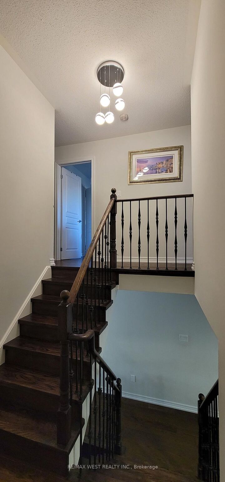 Property Photo:  20 Winisk Street  ON L4E 0L5 