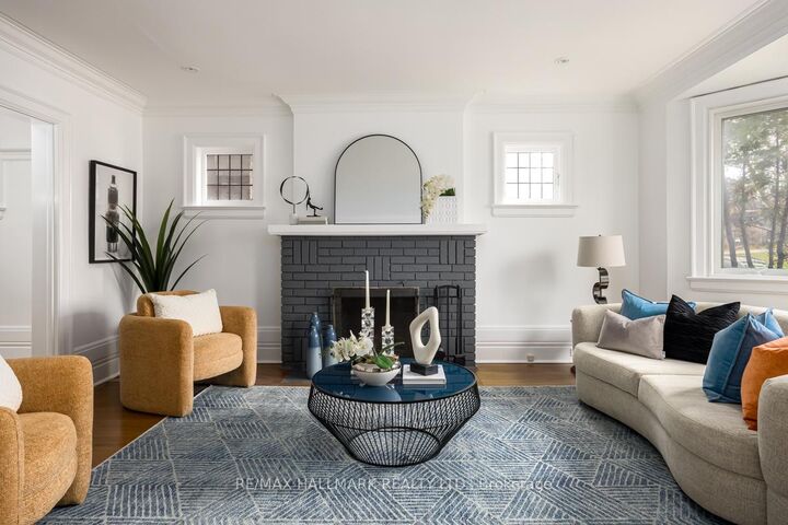 Property Photo: 167 Welland Avenue ON M4T 2J6