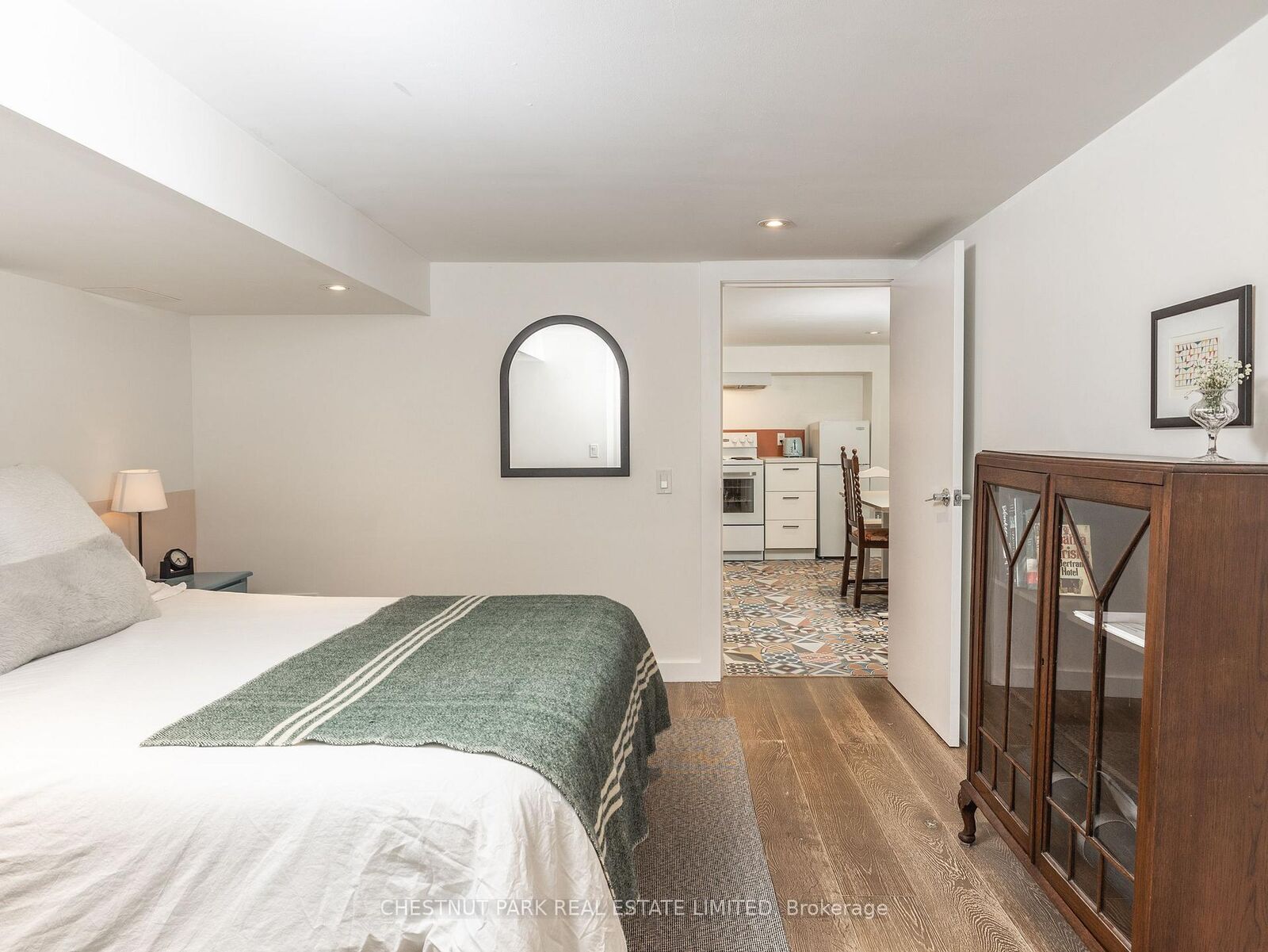 Property Photo:  1654 Gerrard Street E  ON M4L 2A8 