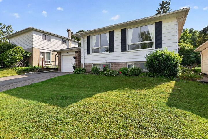Property Photo: 384 Glenrose Road ON L3Y 4M3