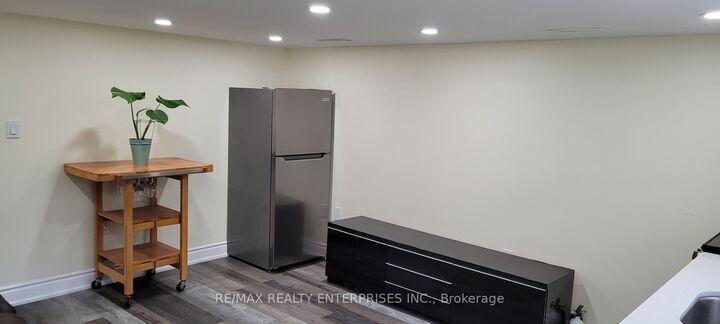 Property Photo:  65A Chambers Avenue  ON M6N 3M1 