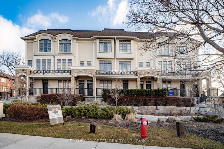 Property Photo: 3071 Cawthra Road 5 ON L5A 2X4