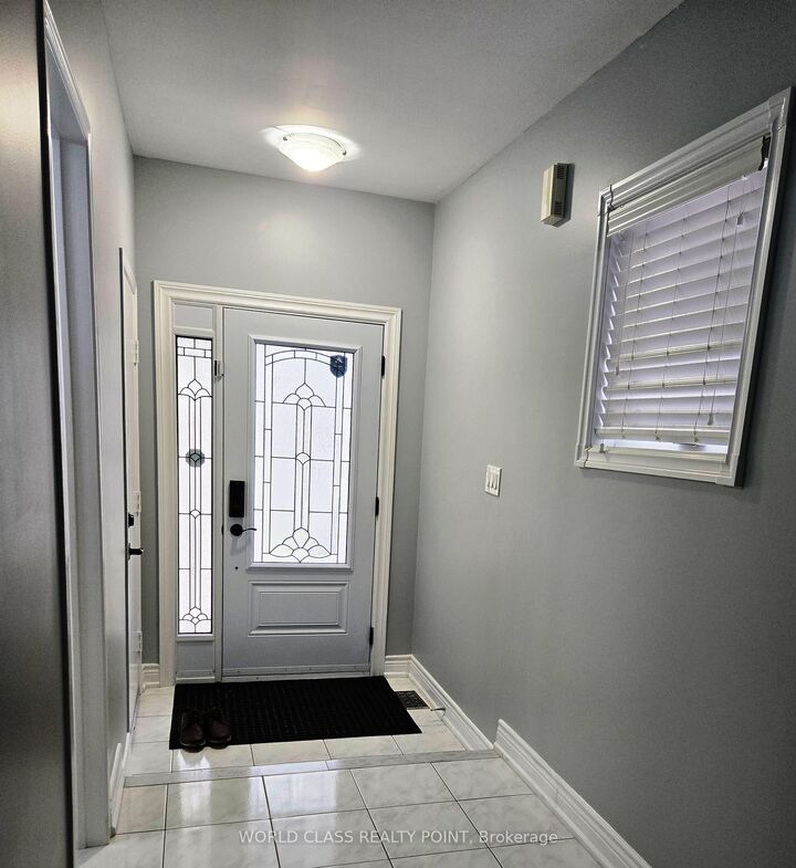 Property Photo: 6136 Ford Road ON L5V 1X1