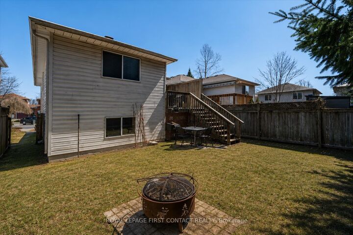 Property Photo: 36 Churchland Drive ON L4N 8P9