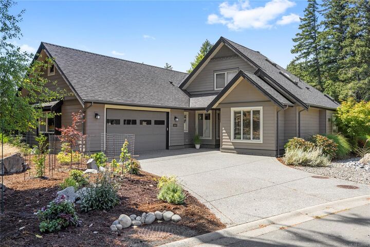 3380 Bradner Cir — photo 1
