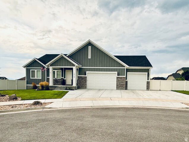 Property Photo:  14123 S Weeping Oak Dr W  UT 84096 
