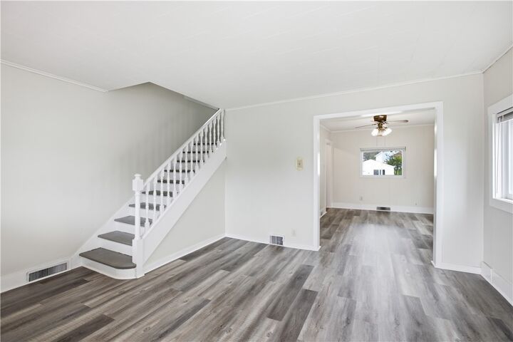 Property Photo: 833 5th St PA 15147