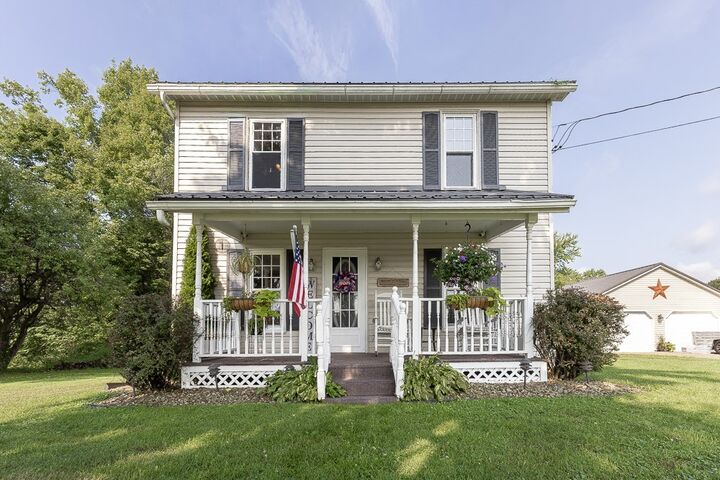 Property Photo:  1850 Perry Hwy  PA 16156 