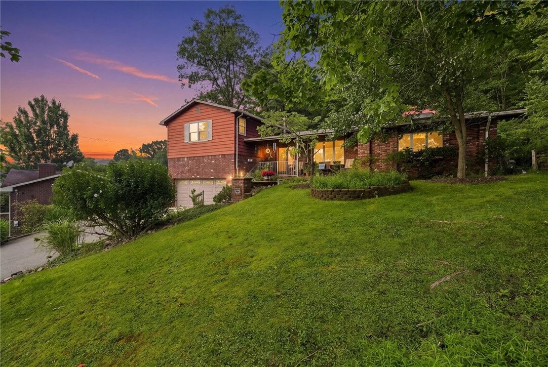 Property Photo: 107 Jeanine Ct. PA 15085