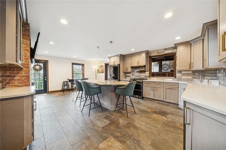 Property Photo: 1512 Abers Creek PA 15239