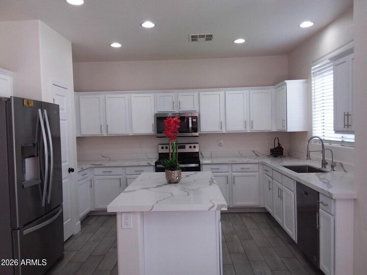 Property Photo: 3932 E Morelos Street AZ 85295