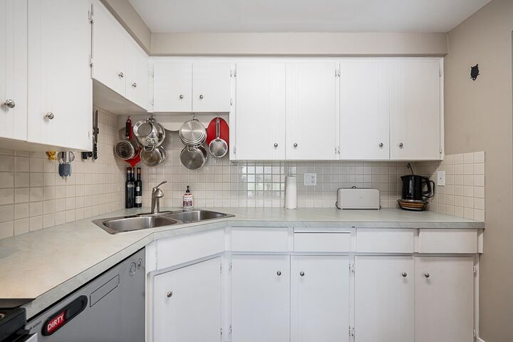 Property Photo:  12169 222 Street  BC V2X 5W4 