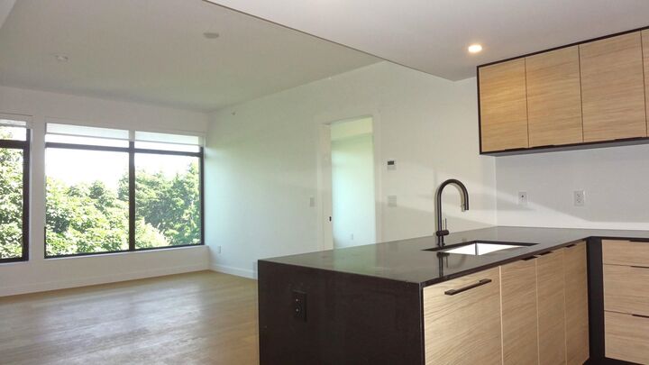 Property Photo:  6485 Manitoba Street 500  BC V5Y 0P7 