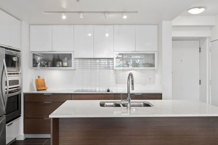 Property Photo:  175 W 2nd Street 503  BC V7M 0A5 