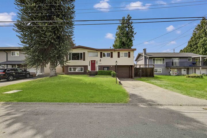 9323 119 Street — photo 1