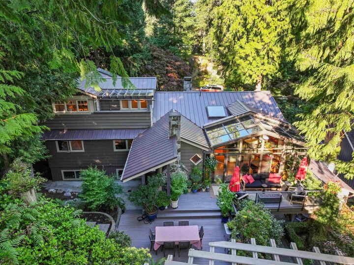 Property Photo: 4613 Caulfeild Drive BC V7W 2T9