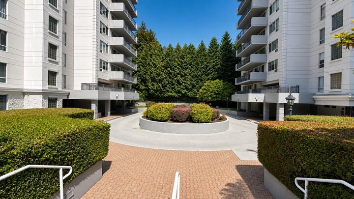 Property Photo: 551 Austin Avenue 1101 BC V3K 6R7