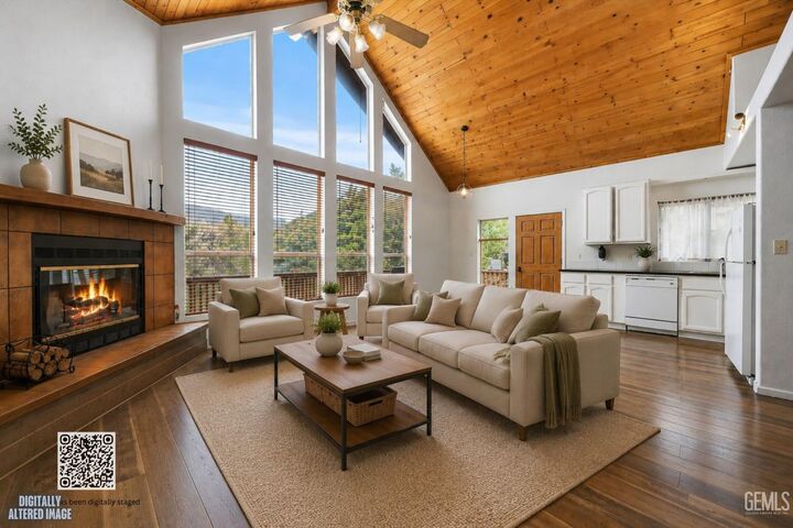 Property Photo:  2513 Glacier Drive  CA 93222 