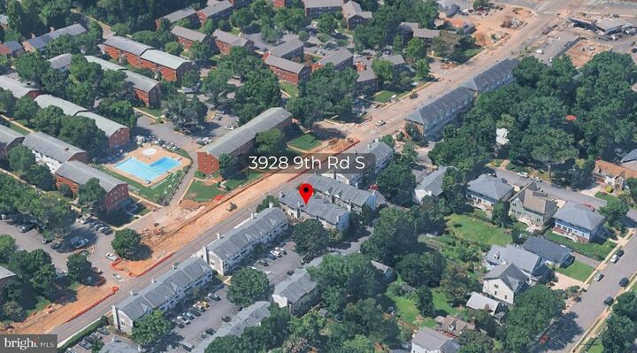 Property Photo:  3928 9th Road S  VA 22204 