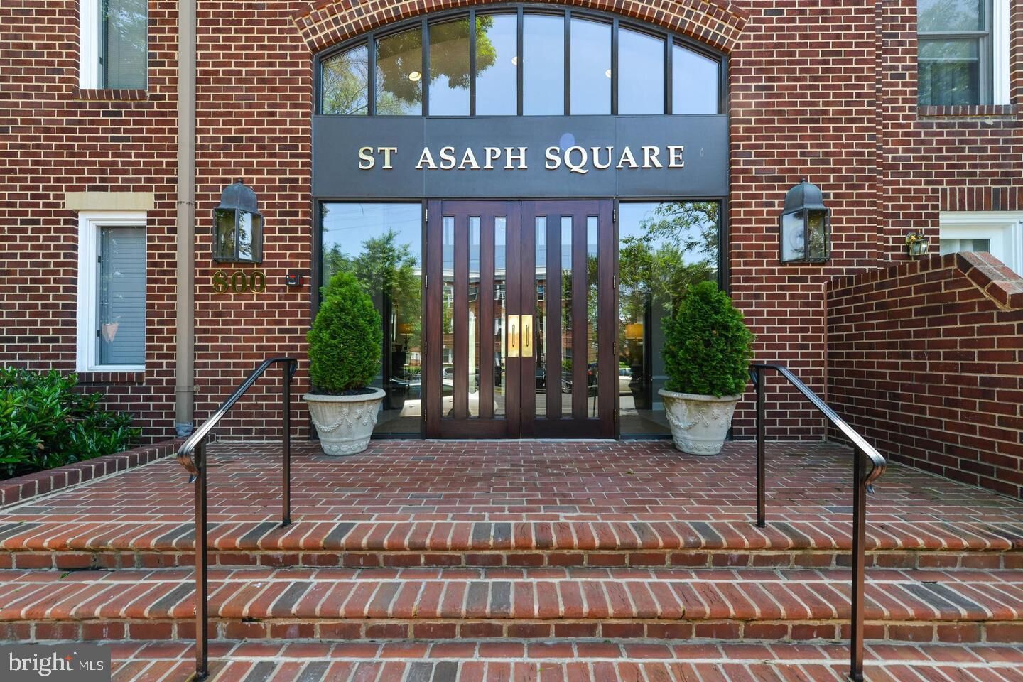 Property Photo:  801 S Pitt Street 325  VA 22314 