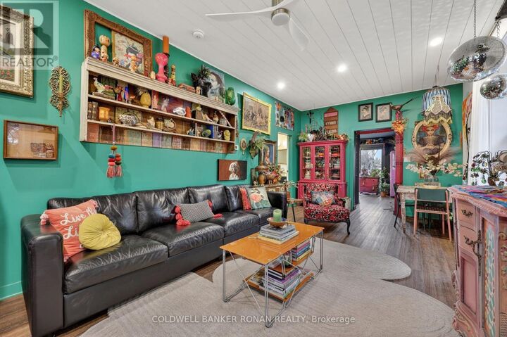 Property Photo: 87 Wellington Street East ON L9R 1G7