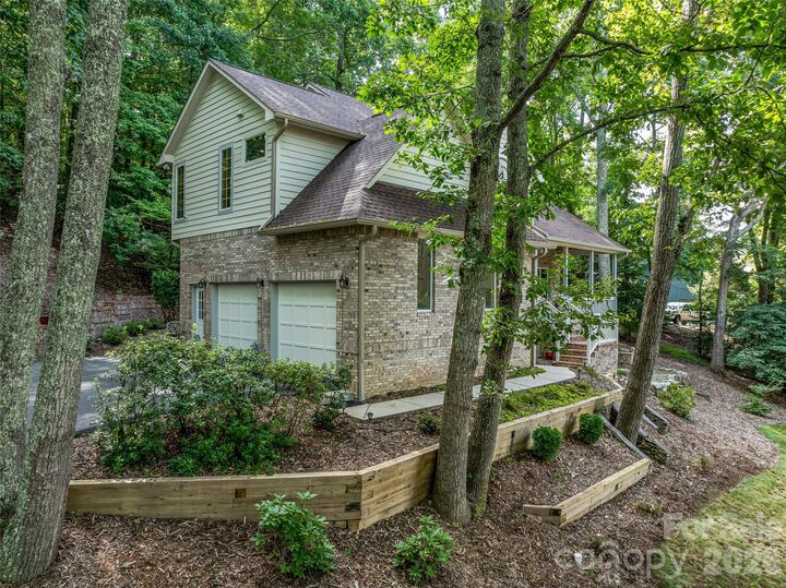 Property Photo: 105 Galloway Drive NC 28803