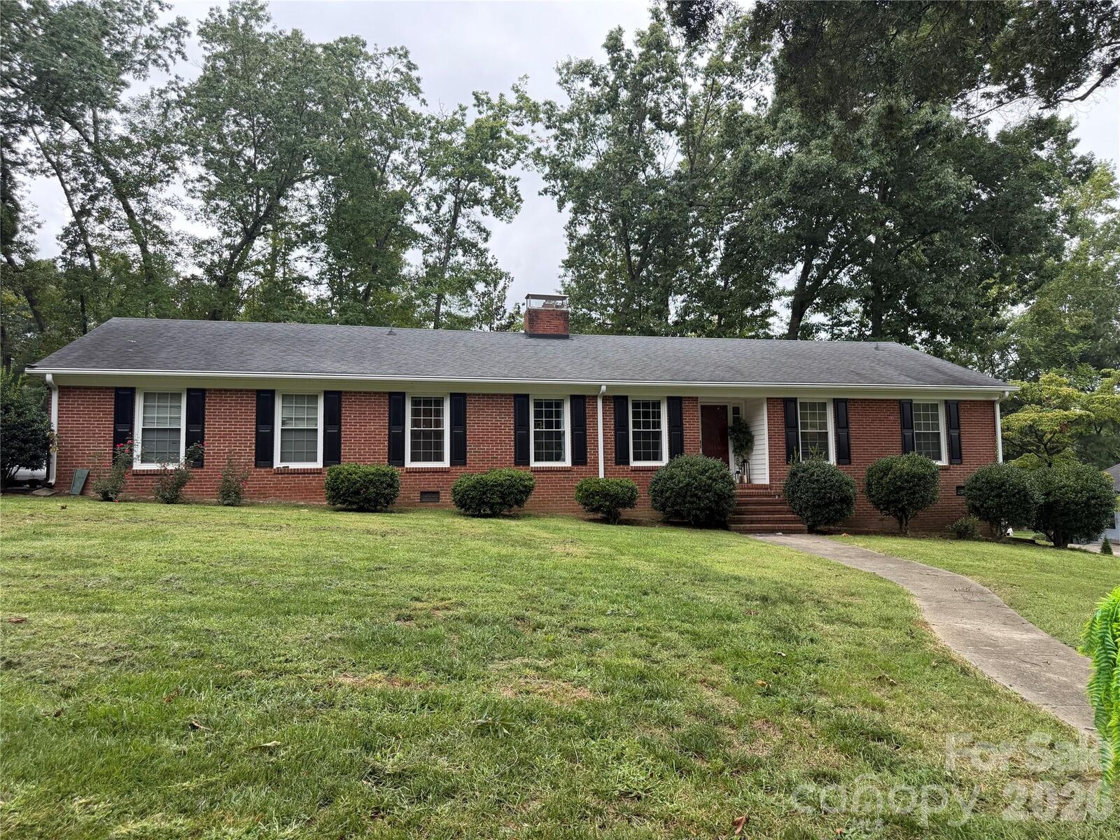 Property Photo:  1110 Oak Hill Drive  NC 28112 