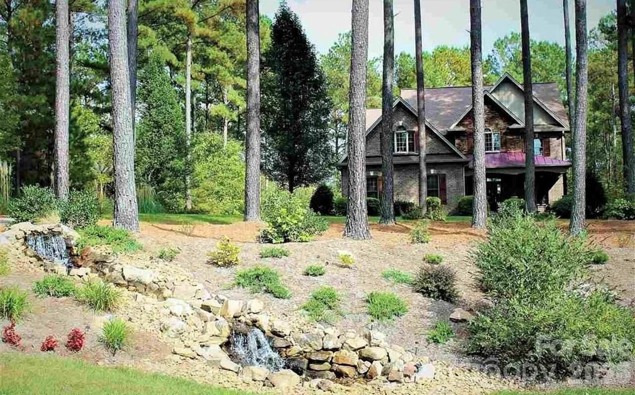 Property Photo:  5542 Bridgewater Drive  NC 28630 