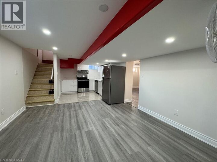 Property Photo: 15 Pinecrest Drive Lower ON N2A 2G7
