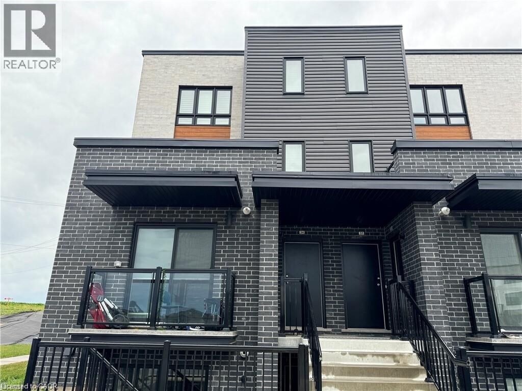 Property Photo:  235 Chapel Hill Drive 34  ON N2R 0S4 