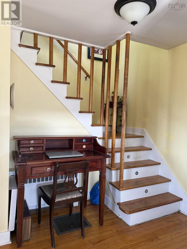 Property Photo:  50 Rose Avenue  NS B0K 1X0 