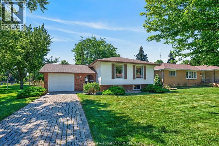 18 Cameo Drive — photo 1