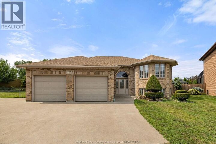 Property Photo:  2672 Fleming Court  ON N9E 4P1 