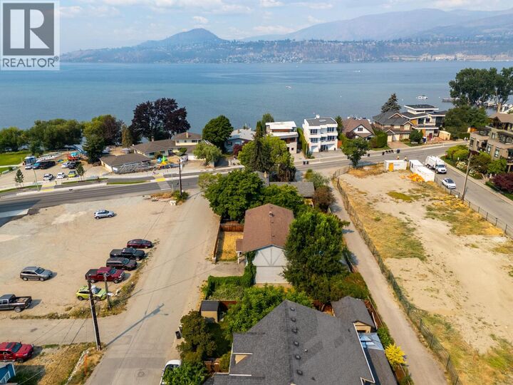 Property Photo: 424 Newsom Avenue BC V1Y 4Y2