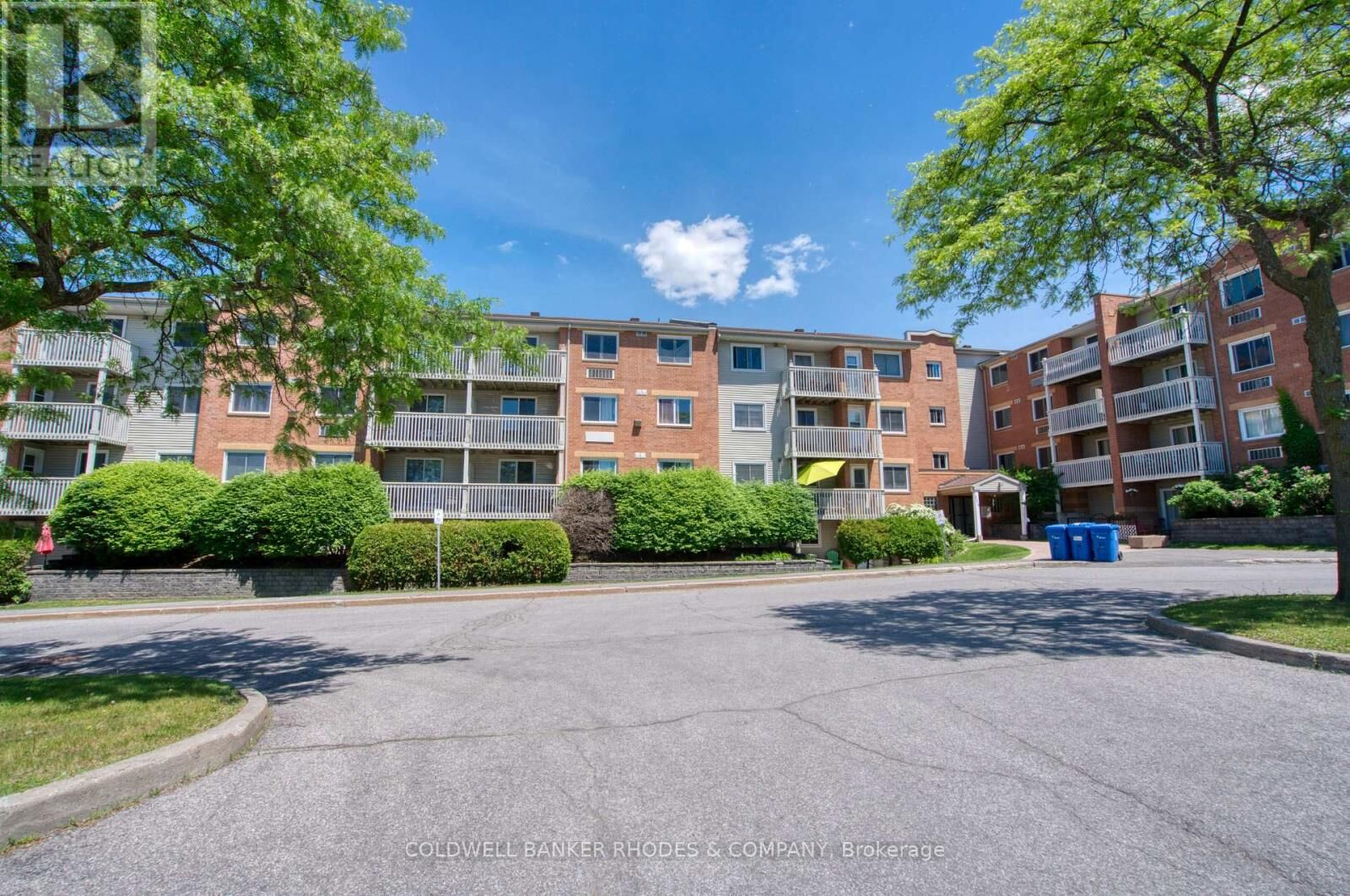 Property Photo: 325 Centrum Boulevard 407 ON K1E 3W8