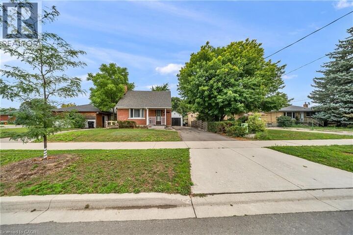 478 Greenfield Avenue — photo 1