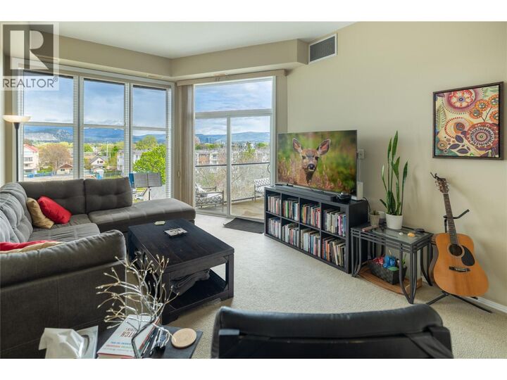 Property Photo:  1327 St Paul Street 408  BC V1Y 2E2 
