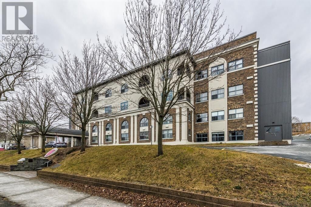 Property Photo:  130 Lemarchant Road 202  NL A1C 2H2 