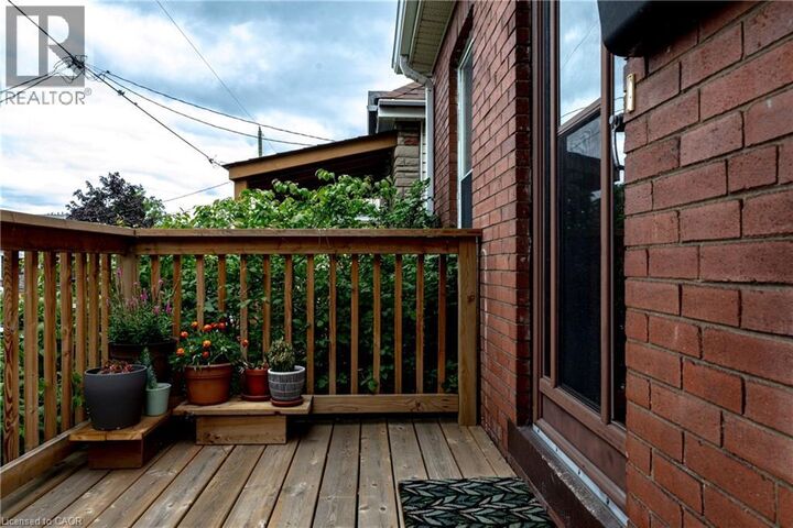 Property Photo: 94 Edgemont Street North ON L8H 4C8