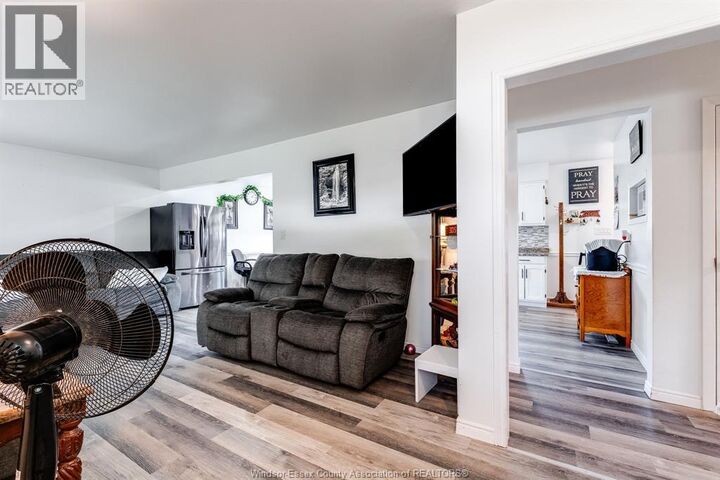 Property Photo:  1665 Regent Street  ON N0P 2G0 