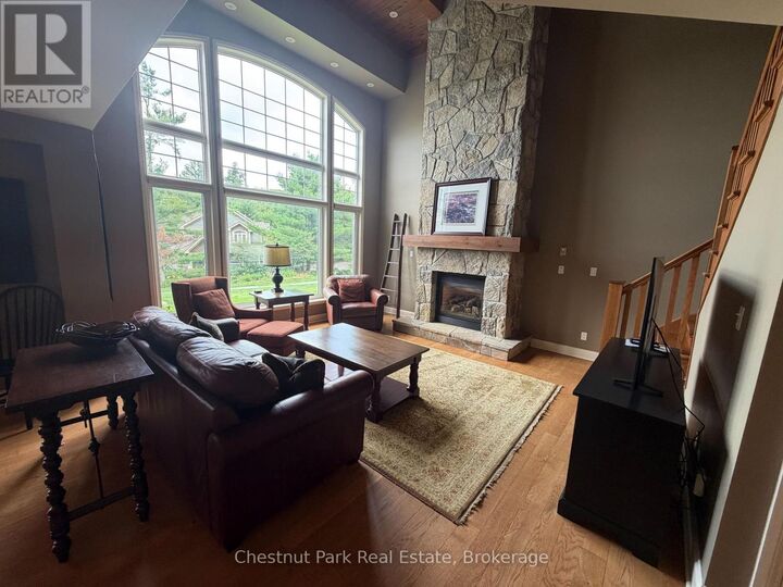 Property Photo: 3876 Muskoka Road 118 West ON P0B 1J0