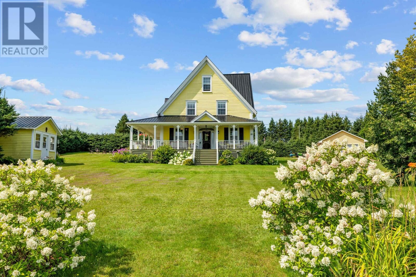 Property Photo: 15 Cherry Lane PE C0B 1M0